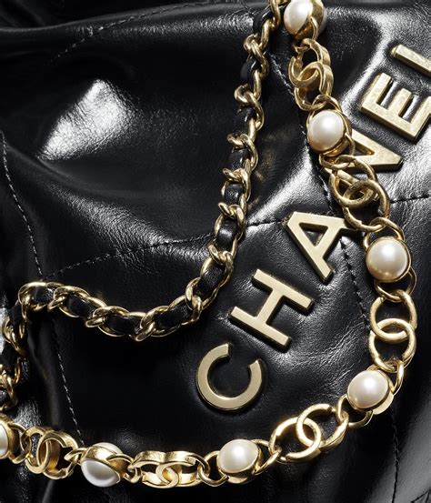 chanel mini 22 with pearls|Chanel 22 mini handbag, Shiny calfskin, imitation pearls & gold .